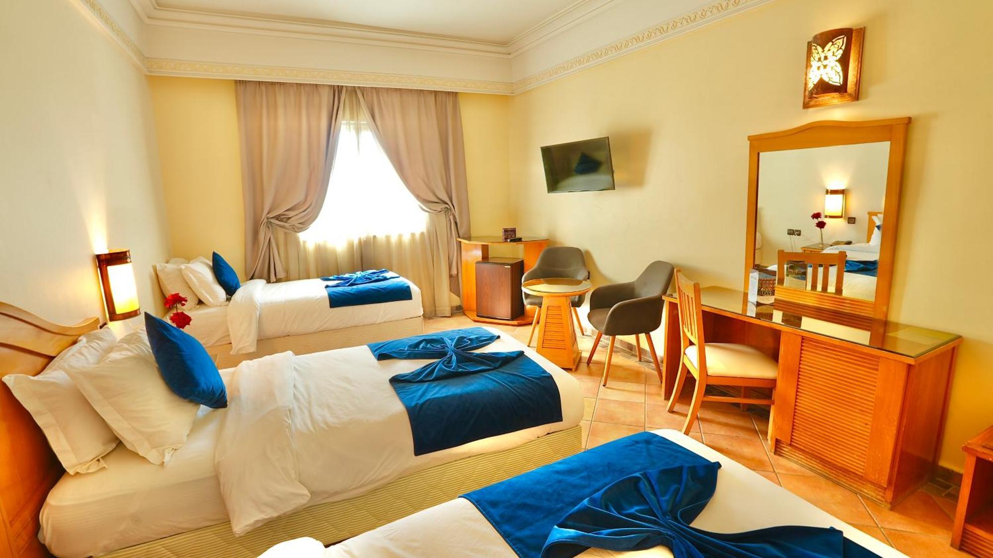 Hotel Menzeh Dalia Meknes Exterior photo