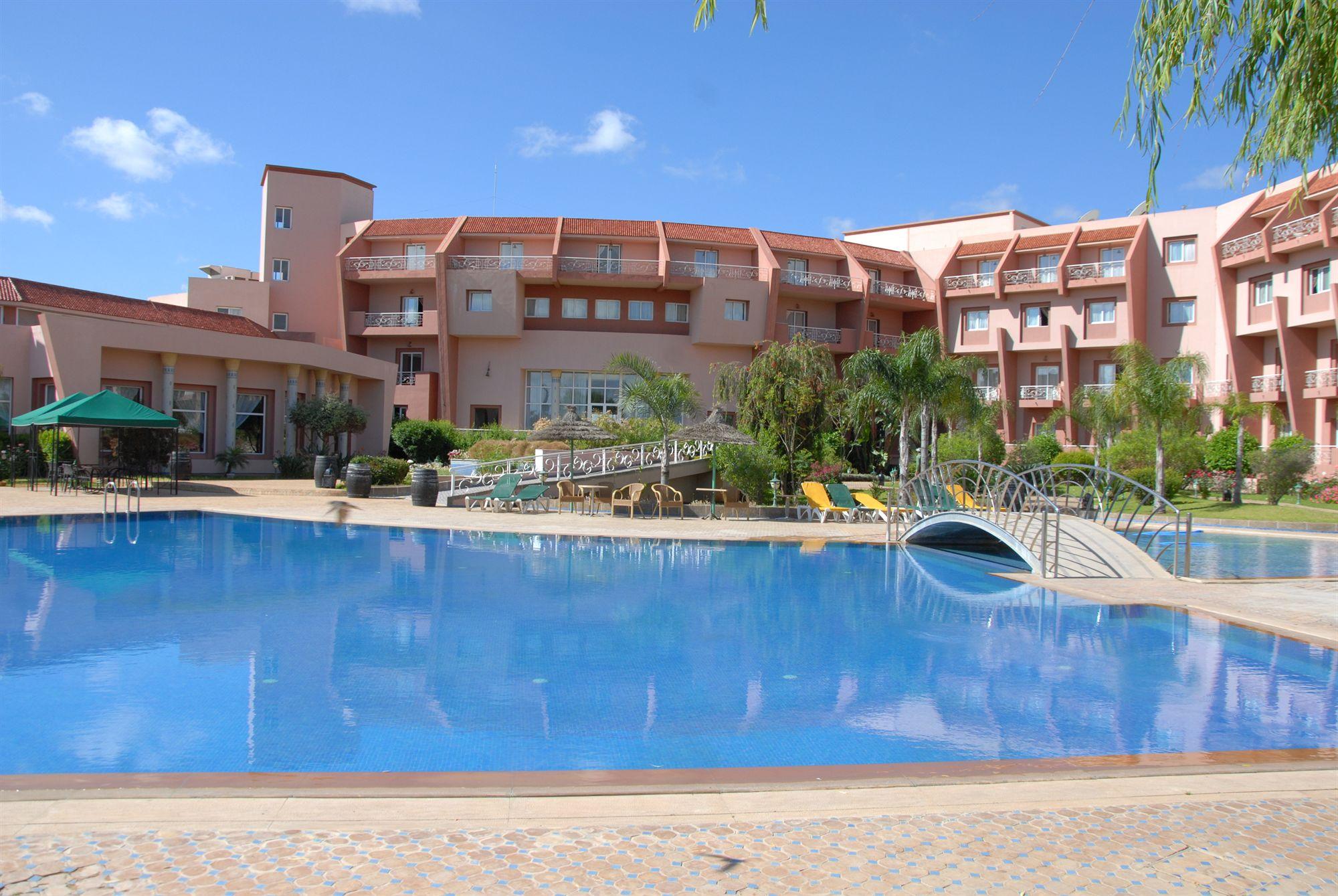 Hotel Menzeh Dalia Meknes Exterior photo